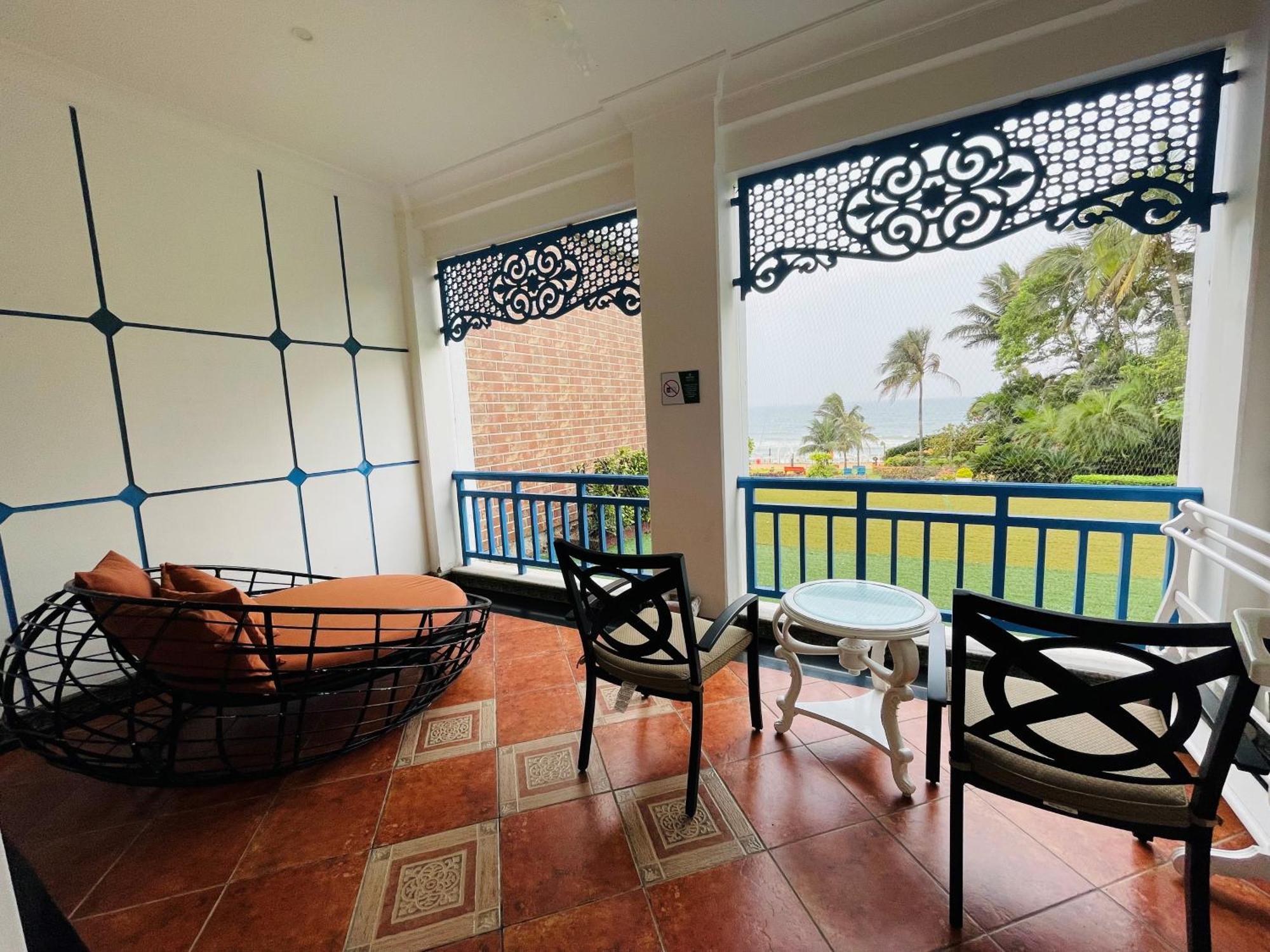 Gopālpur Mayfair Palm Beach Resort מראה חיצוני תמונה